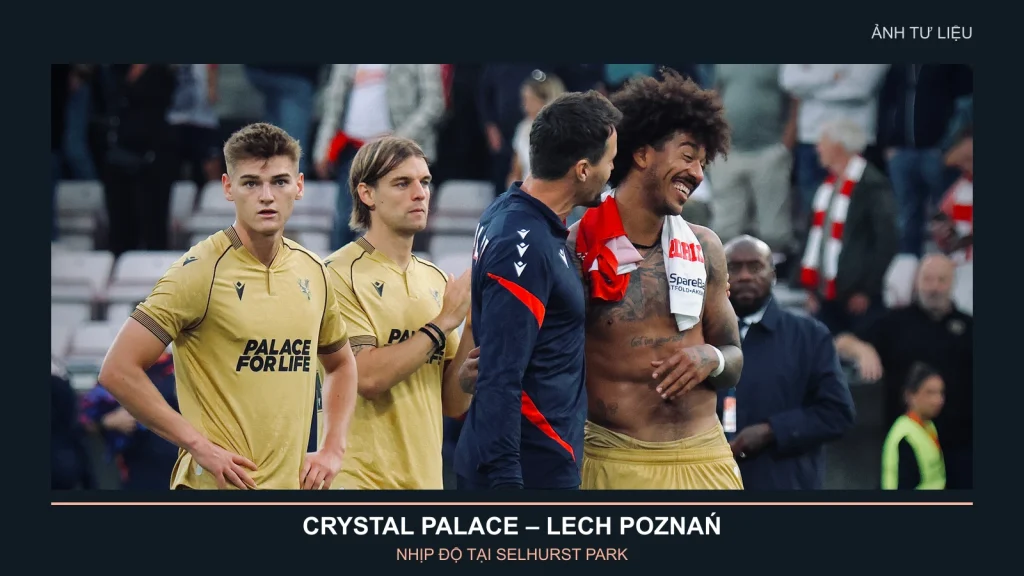 Ảnh tư liệu các cầu thủ Crystal Palace trong một trận đấu châu Âu